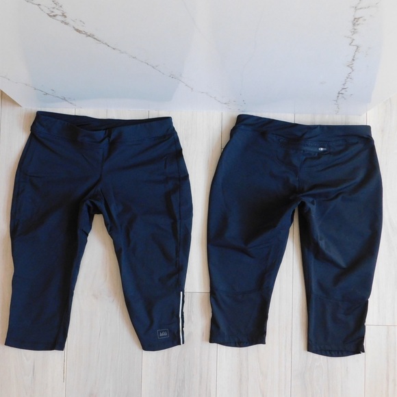 REI Black Performance Capri Leggings Bundle - Picture 3 of 7